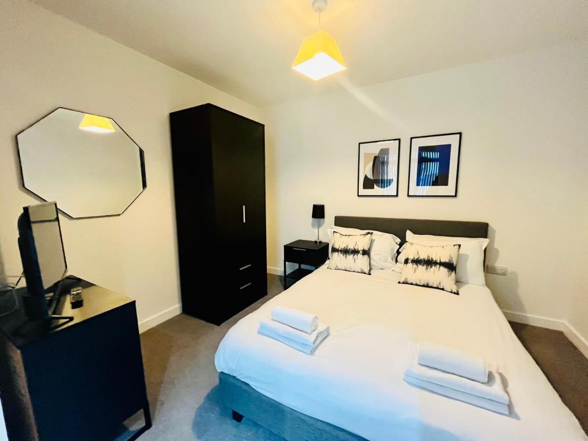 Fully Equipped One Bedroom Apartment Near Old Trafford Stadium! Манчестер Екстер'єр фото