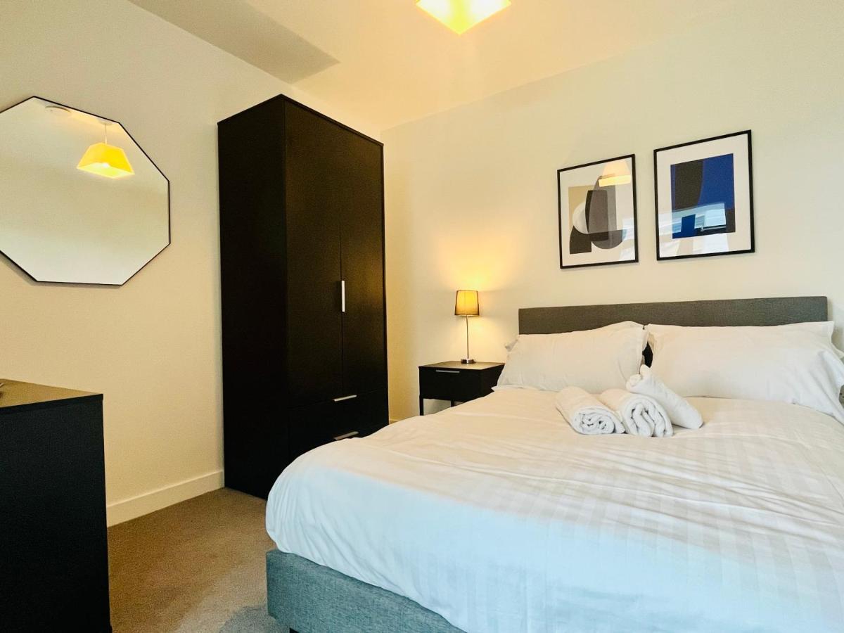 Fully Equipped One Bedroom Apartment Near Old Trafford Stadium! Манчестер Екстер'єр фото